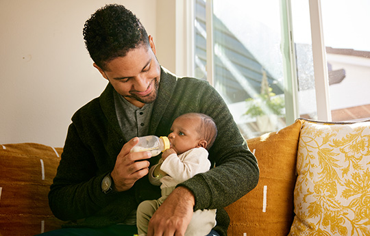 Before you go back to work, take your baby to your child care provider to practice your routine.