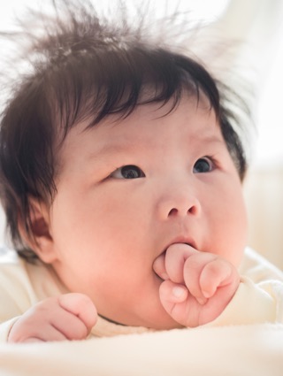 Your baby can’t talk, but he can tell you when he’s hungry or full